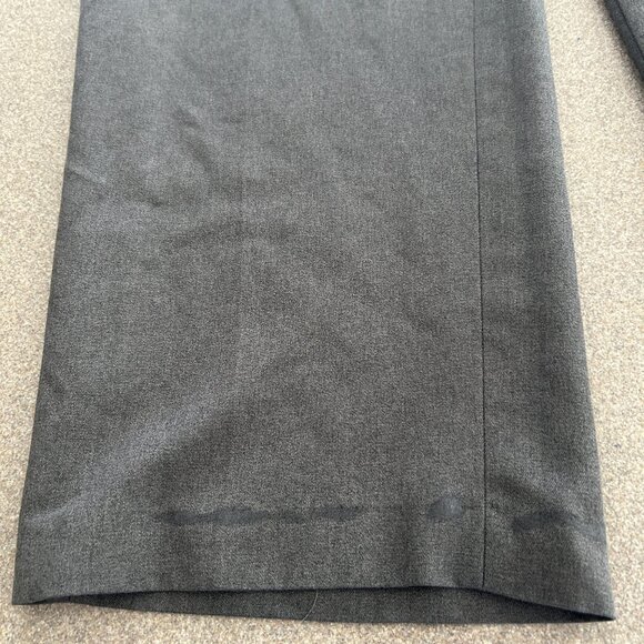 Van Heusen Traveler Dress Pants - Black (Charcoal) - Size 40/32 - Picture 9 of 10